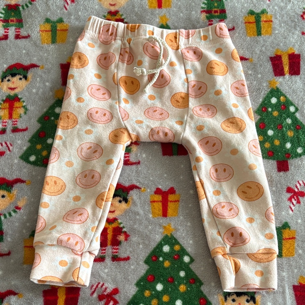 Little One Shop Smiley Lounge Set - Picture 6 of 7